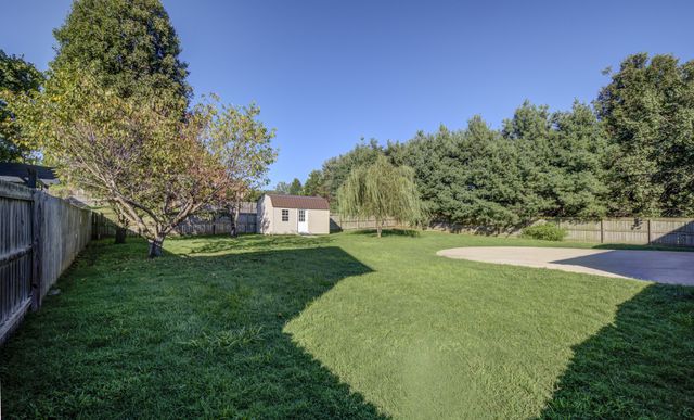 3543 Overridge Circle, Adams, TN 37010
