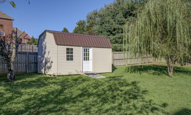 3543 Overridge Circle, Adams, TN 37010