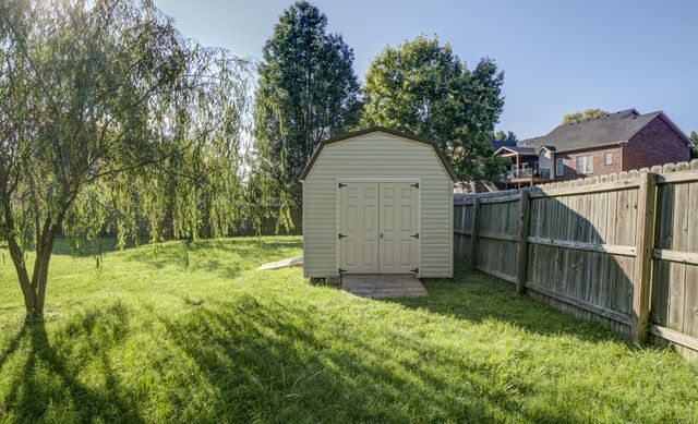 3543 Overridge Circle, Adams, TN 37010