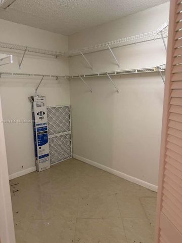 1600 SW 127th Way 401C, Pembroke Pines, FL 33027