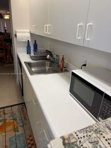 1600 SW 127th Way 401C, Pembroke Pines, FL 33027
