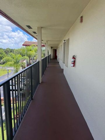 1600 SW 127th Way 401C, Pembroke Pines, FL 33027
