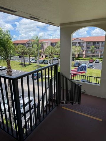 1600 SW 127th Way 401C, Pembroke Pines, FL 33027