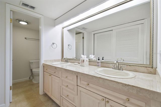 4154 NORTHMEADOW CIRCLE, Tampa, FL 33618