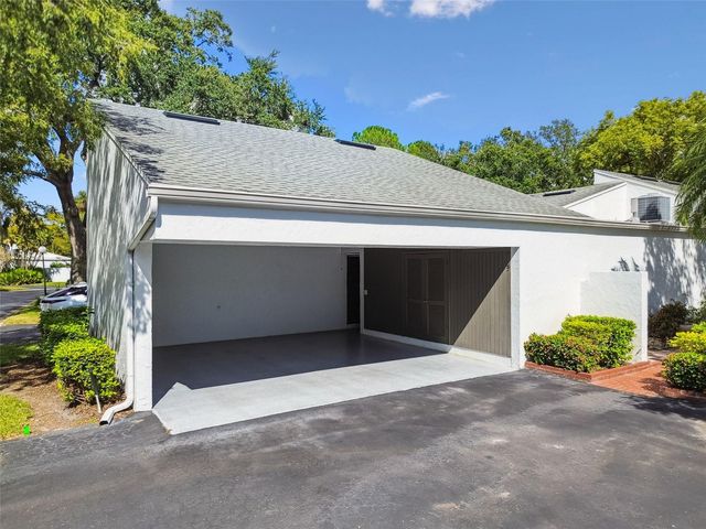 4154 NORTHMEADOW CIRCLE, Tampa, FL 33618