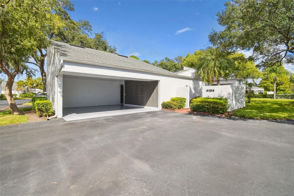 4154 NORTHMEADOW CIRCLE, Tampa, FL 33618