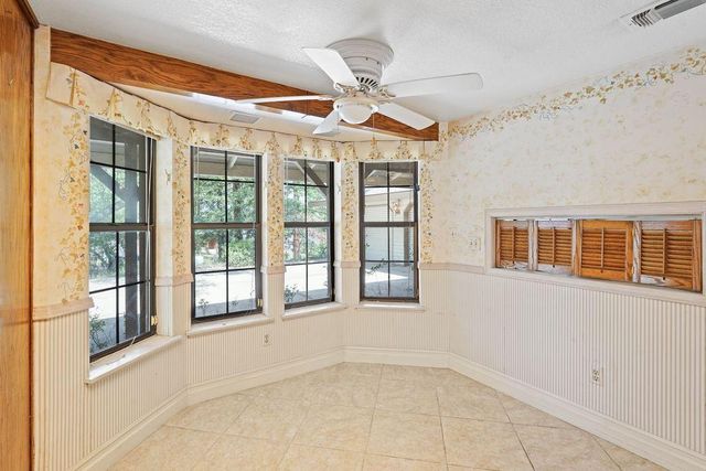 6015 Rustic Hills Dr, Rocklin, CA 95677