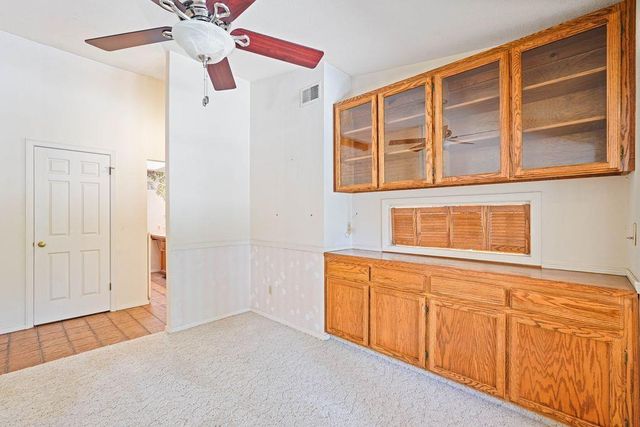 6015 Rustic Hills Dr, Rocklin, CA 95677