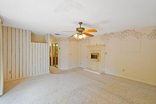 6015 Rustic Hills Dr, Rocklin, CA 95677