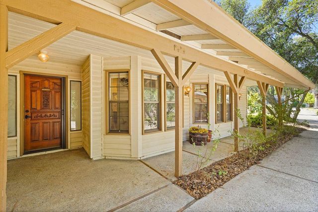 6015 Rustic Hills Dr, Rocklin, CA 95677