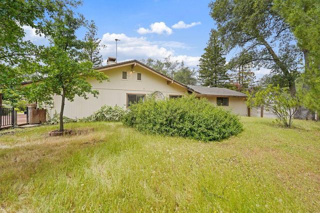 6015 Rustic Hills Dr, Rocklin, CA 95677