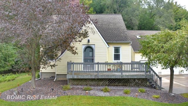 3934 Grotto Road, Bridgeport, MI 48722