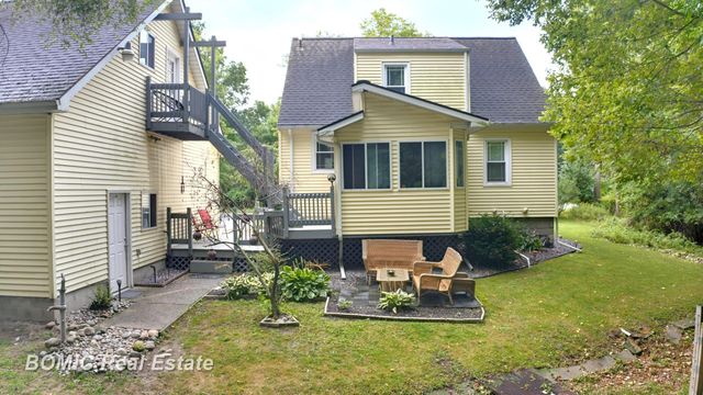 3934 Grotto Road, Bridgeport, MI 48722
