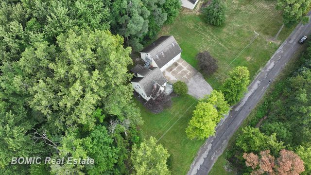 3934 Grotto Road, Bridgeport, MI 48722