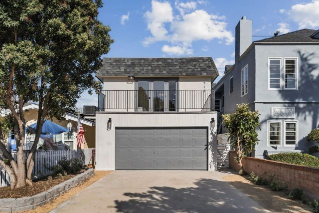 713 -719 D AVENUE, Coronado, CA 92118