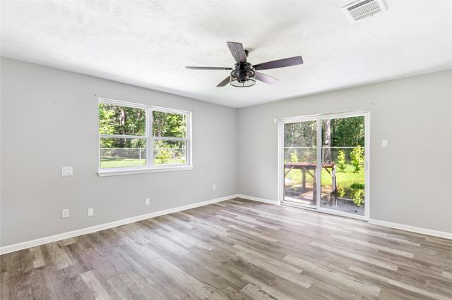 854 Fairway Drive, New Caney, TX 77357