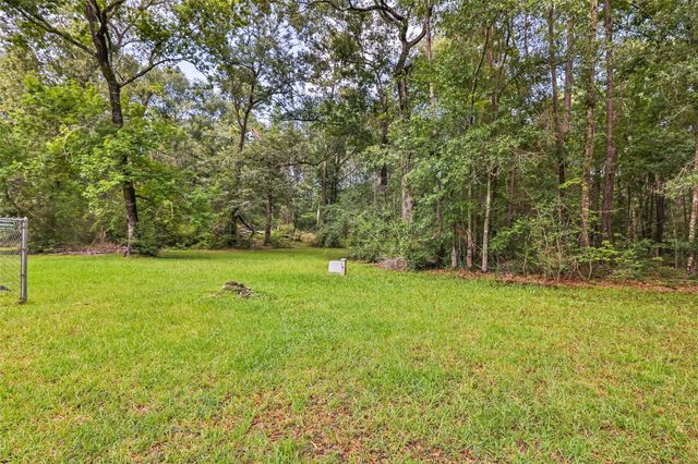 854 Fairway Drive, New Caney, TX 77357