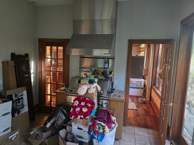 8748 Walton Oaks Drive, Bloomington, MN 55438
