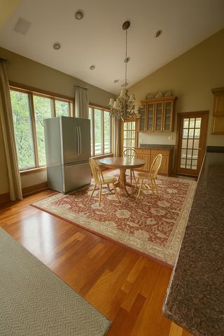 8748 Walton Oaks Drive, Bloomington, MN 55438