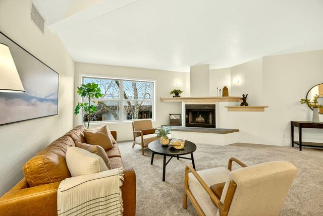 68 E Main Street 1, Ashland, OR 97520