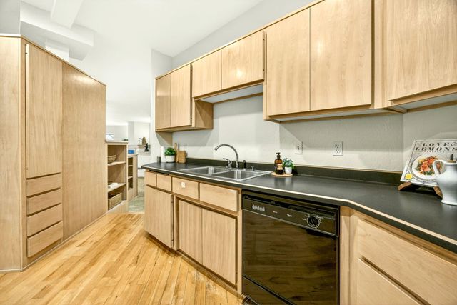 68 E Main Street 1, Ashland, OR 97520