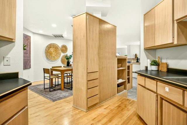 68 E Main Street 1, Ashland, OR 97520