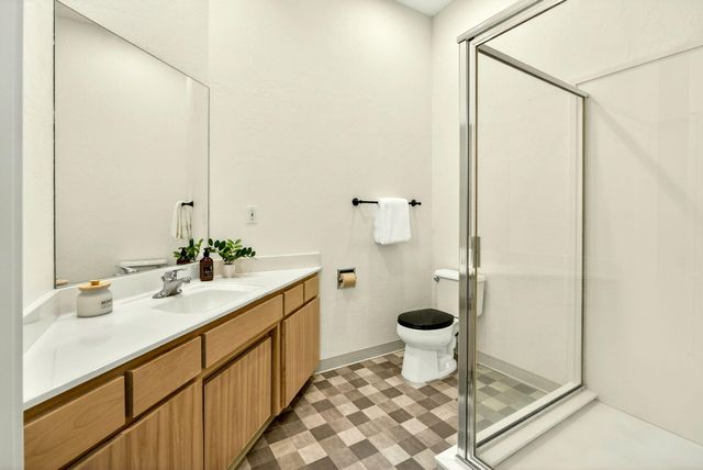 68 E Main Street 1, Ashland, OR 97520