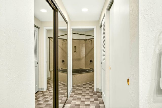 68 E Main Street 1, Ashland, OR 97520