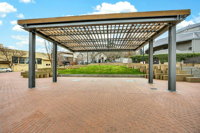 68 E Main Street 1, Ashland, OR 97520