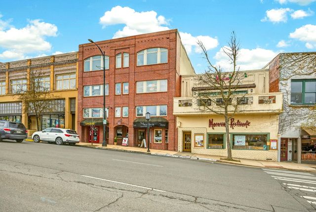 68 E Main Street 1, Ashland, OR 97520