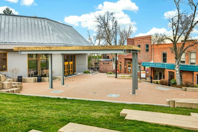 68 E Main Street 1, Ashland, OR 97520