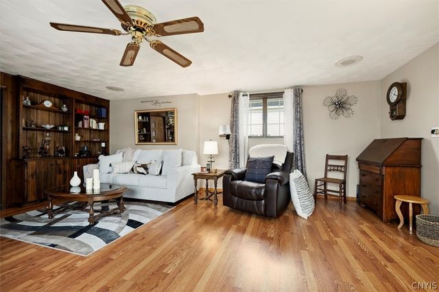 1428 Ney Avenue, New Hartford, NY 13502