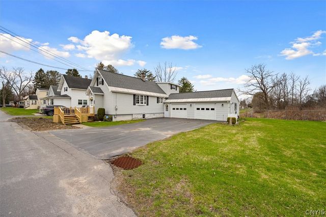 1428 Ney Avenue, New Hartford, NY 13502