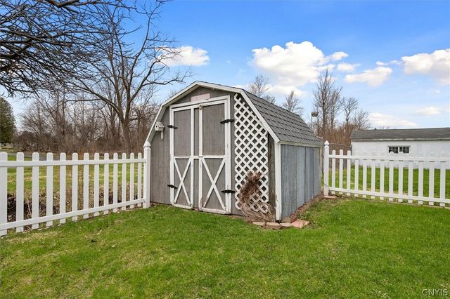 1428 Ney Avenue, New Hartford, NY 13502