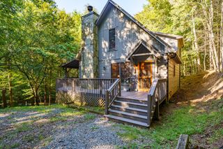 19 Blackberry Falls Lane, Ellijay, GA 30536