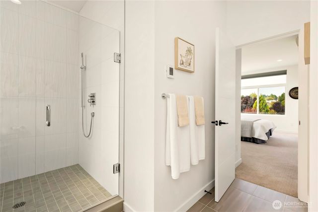 947 NW 56th Street, Seattle, WA 98107