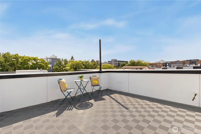 947 NW 56th Street, Seattle, WA 98107