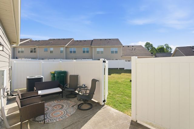 4020 Commons Dr, Spring Hill, TN 37174