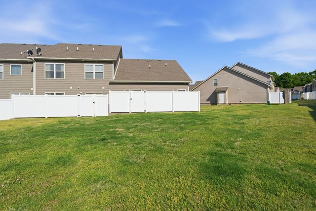 4020 Commons Dr, Spring Hill, TN 37174
