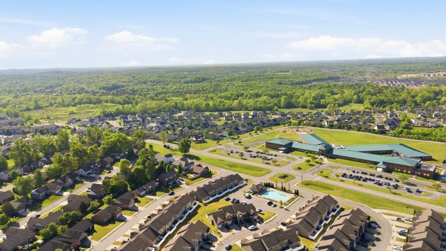 4020 Commons Dr, Spring Hill, TN 37174