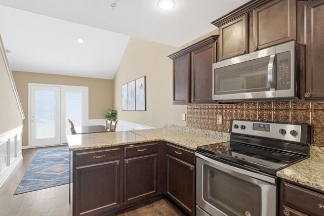 4020 Commons Dr, Spring Hill, TN 37174