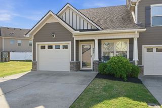4020 Commons Dr, Spring Hill, TN 37174