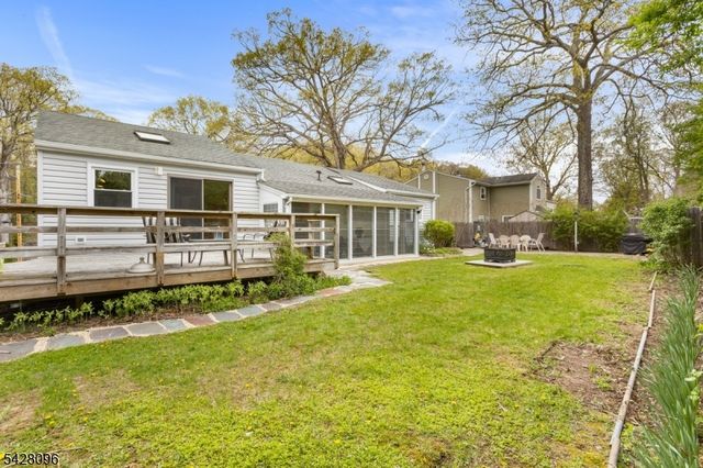 54 Reidy Pl, West Milford Twp., NJ 07421