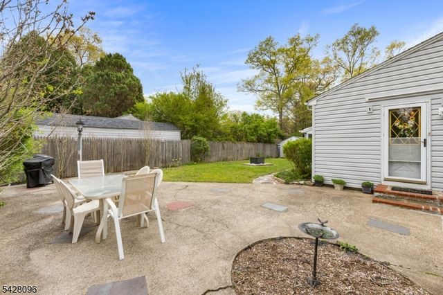 54 Reidy Pl, West Milford Twp., NJ 07421