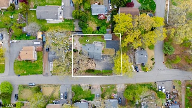 54 Reidy Pl, West Milford Twp., NJ 07421