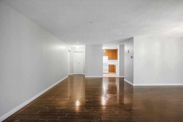 14 Old Stone Way 11, Weymouth, MA 02189