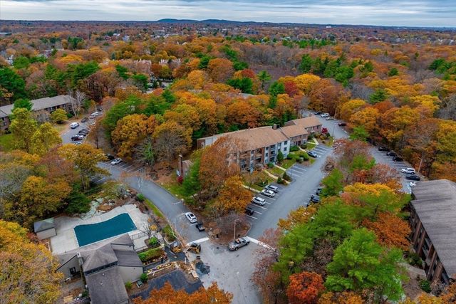 14 Old Stone Way 11, Weymouth, MA 02189