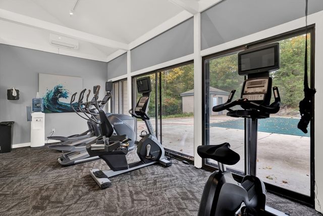 14 Old Stone Way 11, Weymouth, MA 02189