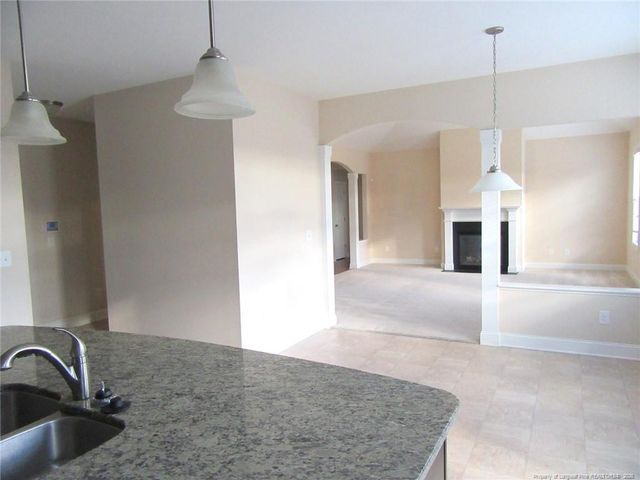 512 Rossendale Drive, Hope Mills, NC 28348