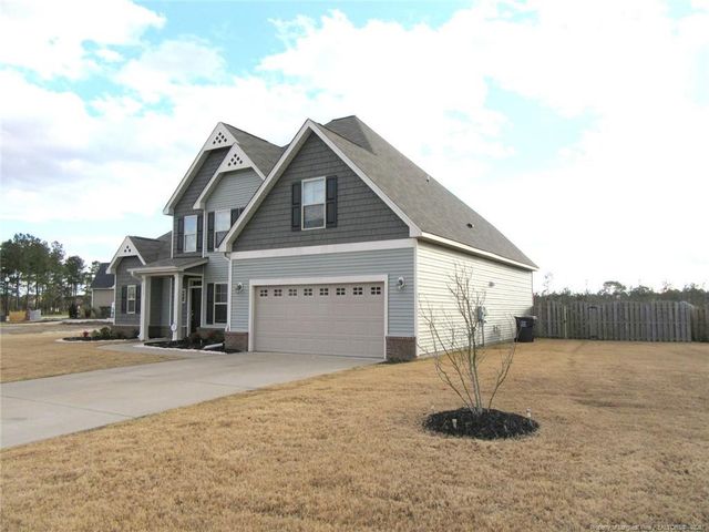 512 Rossendale Drive, Hope Mills, NC 28348
